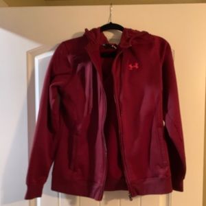 Maroon Under Amor jacket